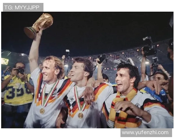 全球足球球王排名揭晓谁将登顶历史最佳球员之巅